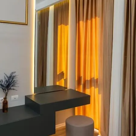 Apartment Vala Near Park Tirana
